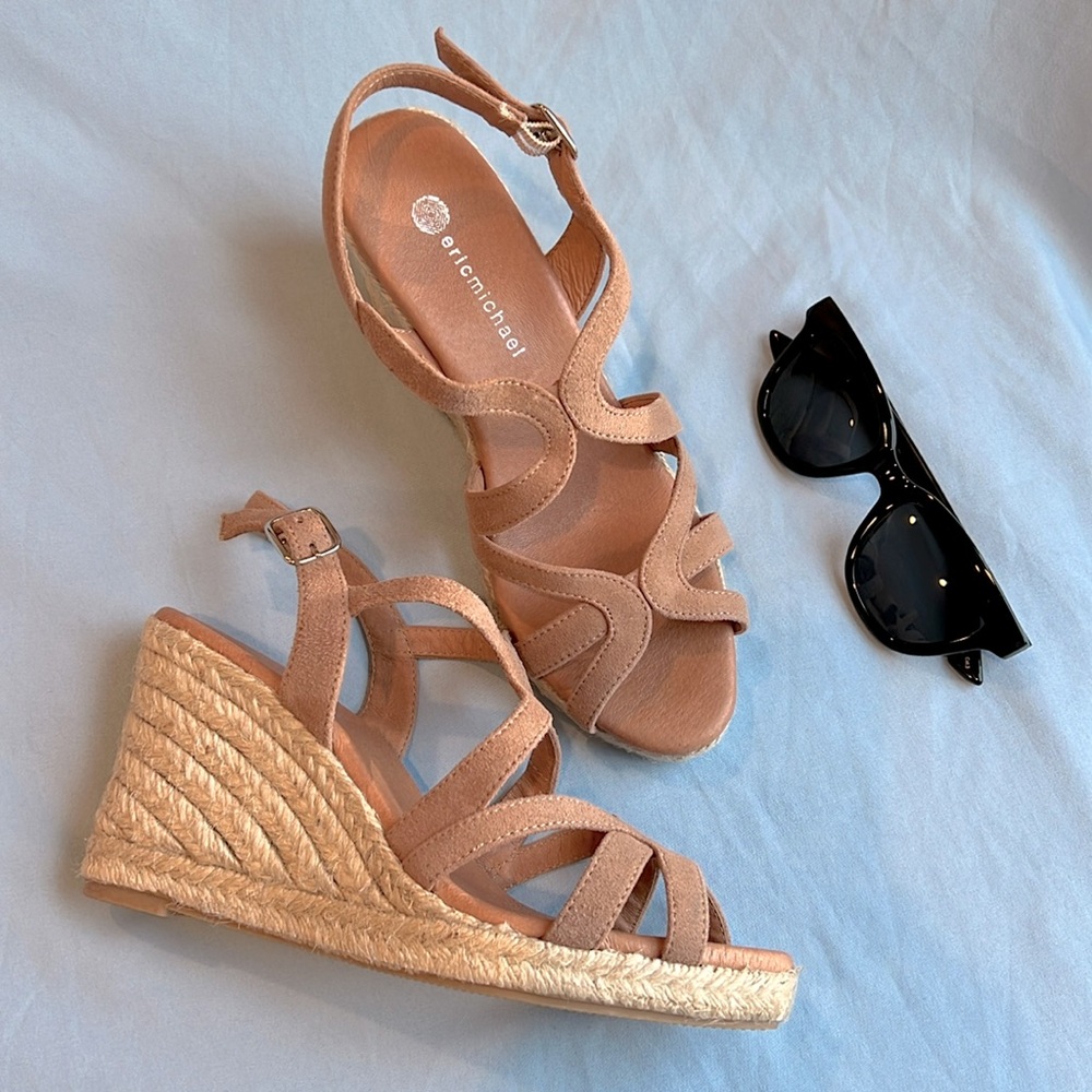 NWOT Beautiful Eric Michael Lindsey Taupe Wedges Size 36 Made in Spain 🇪🇸
